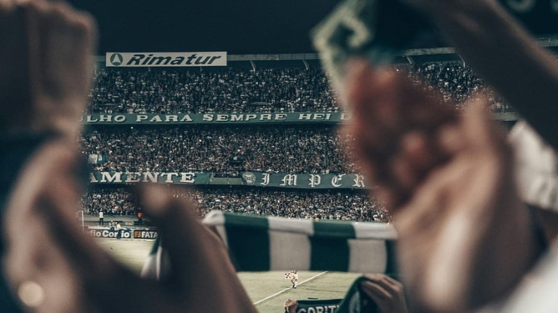 Revolutionizing Stadium Revenue Models with Connectivity: Insights from Weaver Labs
